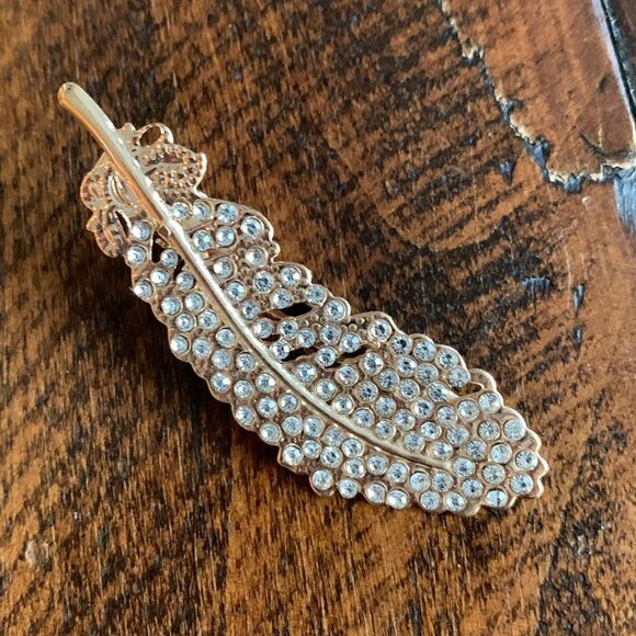 Set of 5 Pearl and Rhinestone Hair Clips - Starfish Scissors Feather Design - Picture 6 of 12